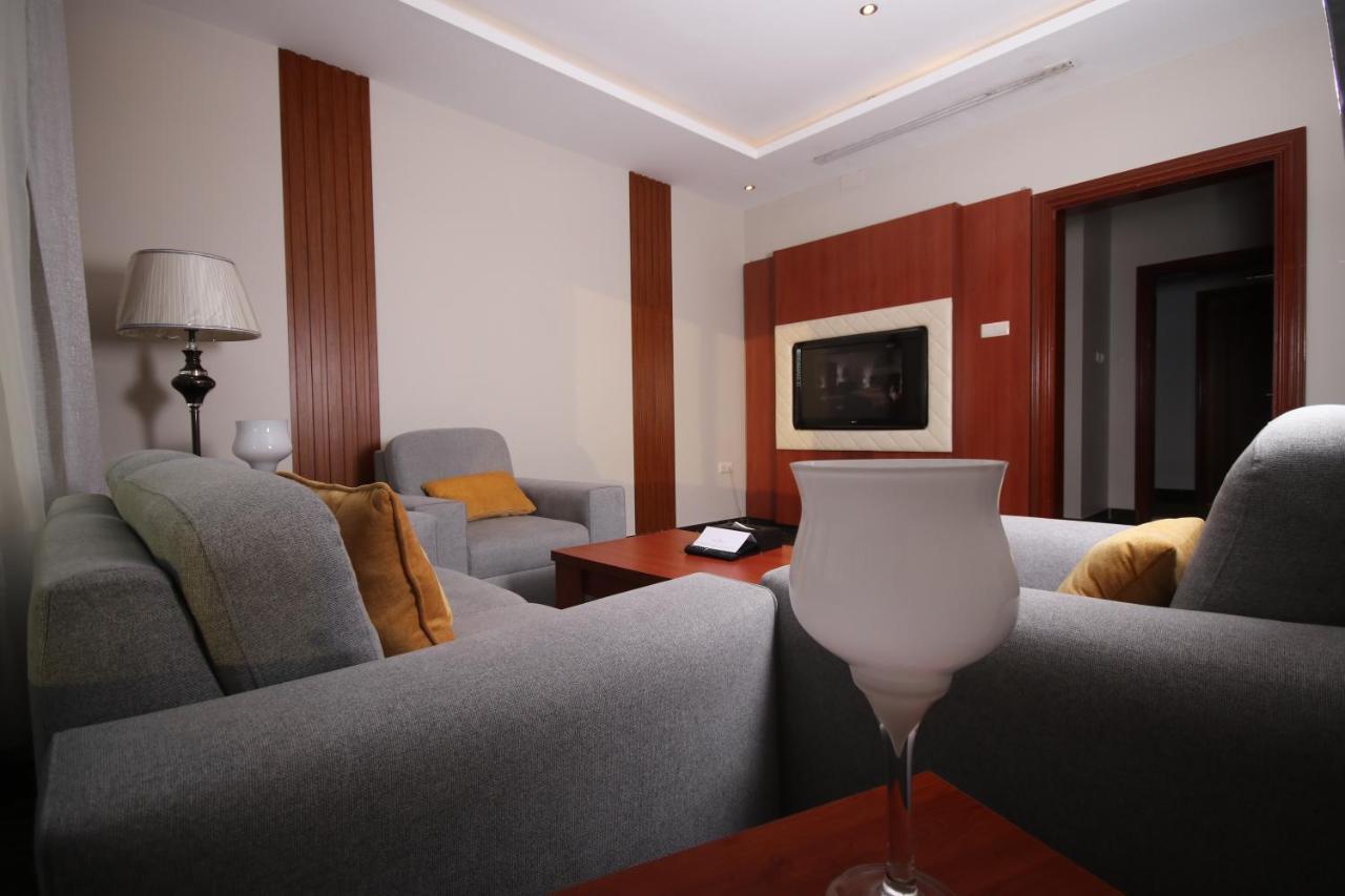Tobal Al Zahra Hotel Apartments DDjeddah Extérieur photo
