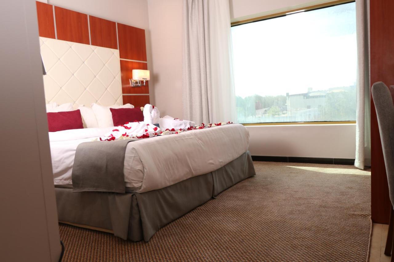 Tobal Al Zahra Hotel Apartments DDjeddah Extérieur photo